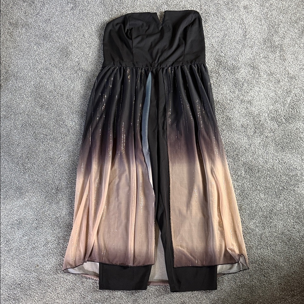 VENUS Black Garment